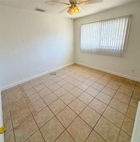 5520 HOBSON STREET NE, St Petersburg, FL 33704