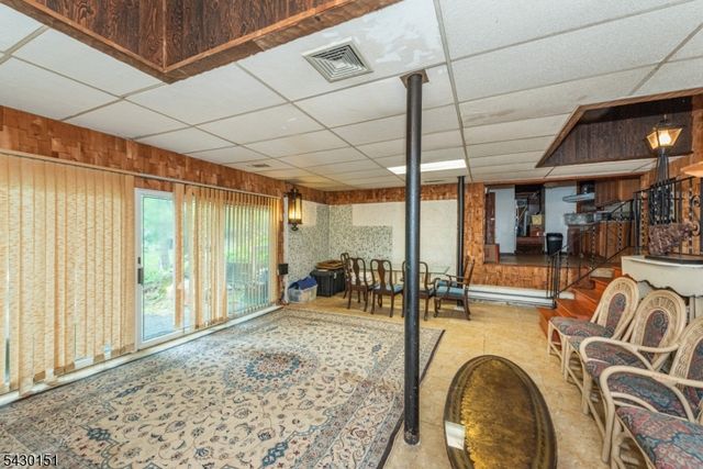 82 Highland Ave, Riverdale Boro, NJ 07457