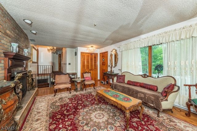 82 Highland Ave, Riverdale Boro, NJ 07457