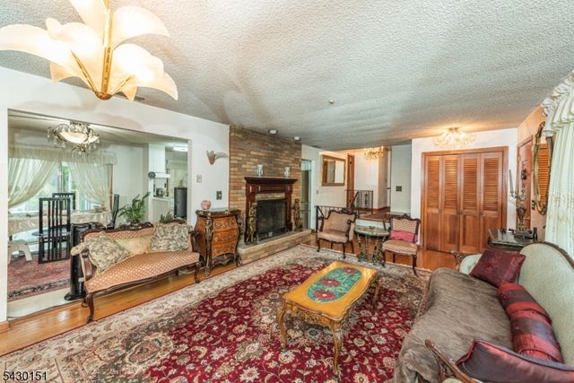 82 Highland Ave, Riverdale Boro, NJ 07457