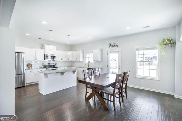 110 Bella Court, Kathleen, GA 31047