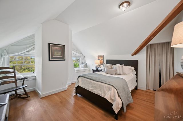 835 Ivy Avenue, Glendale, OH 45246