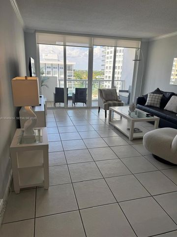 5601 Collins Avenue 823, Miami Beach, FL 33140