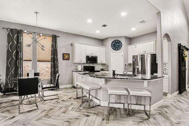 3153 Well Springs Drive, Fort Worth, TX 76053