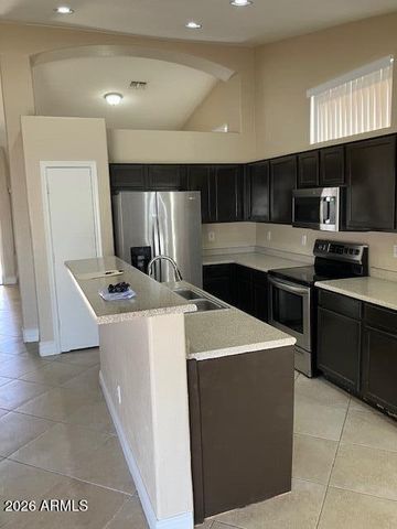 8008 W Rancho Drive, Glendale, AZ 85303