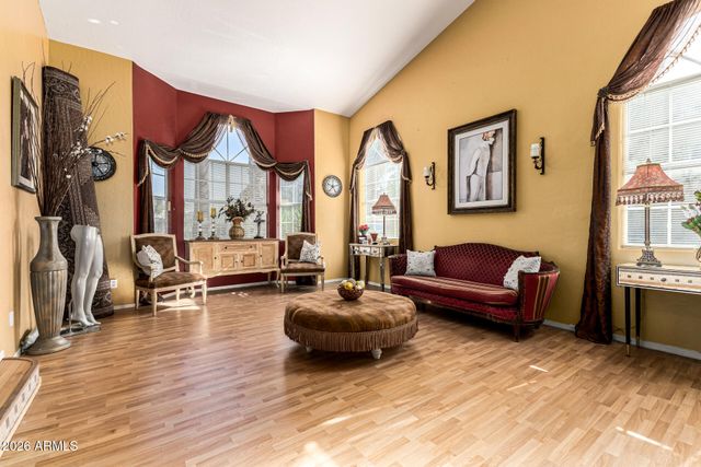 2042 E DIAS Drive, Gilbert, AZ 85234