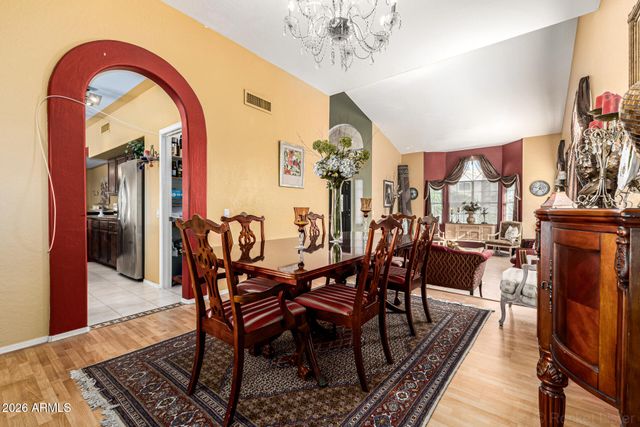 2042 E DIAS Drive, Gilbert, AZ 85234