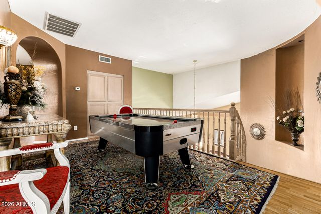 2042 E DIAS Drive, Gilbert, AZ 85234