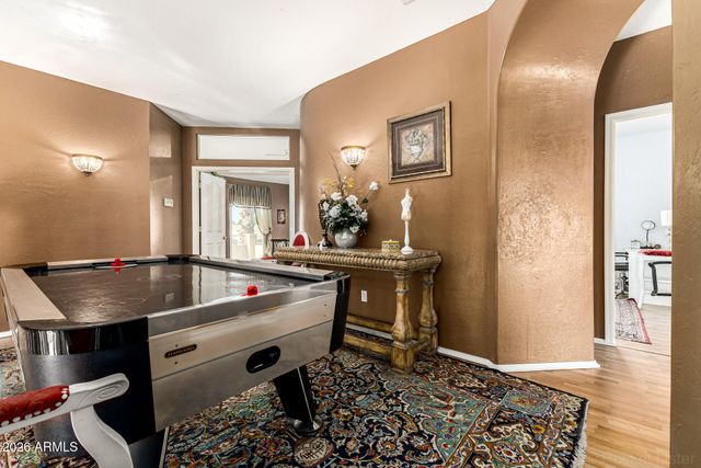 2042 E DIAS Drive, Gilbert, AZ 85234