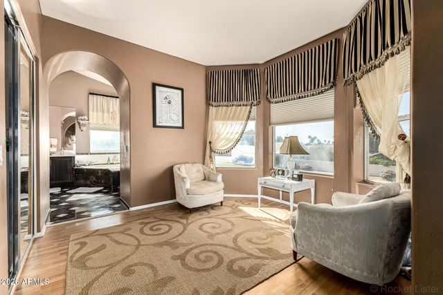 2042 E DIAS Drive, Gilbert, AZ 85234