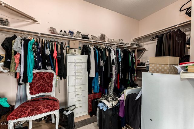 2042 E DIAS Drive, Gilbert, AZ 85234