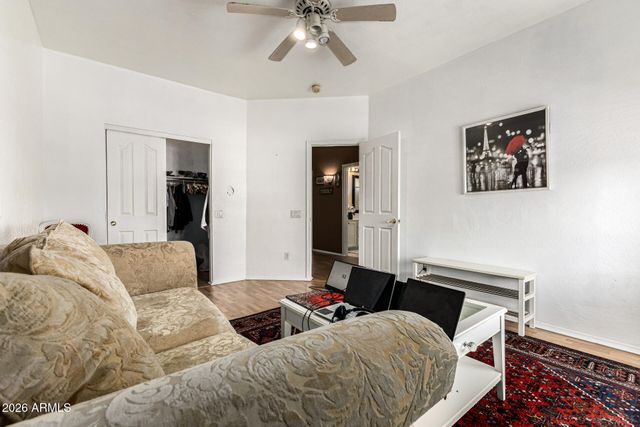 2042 E DIAS Drive, Gilbert, AZ 85234