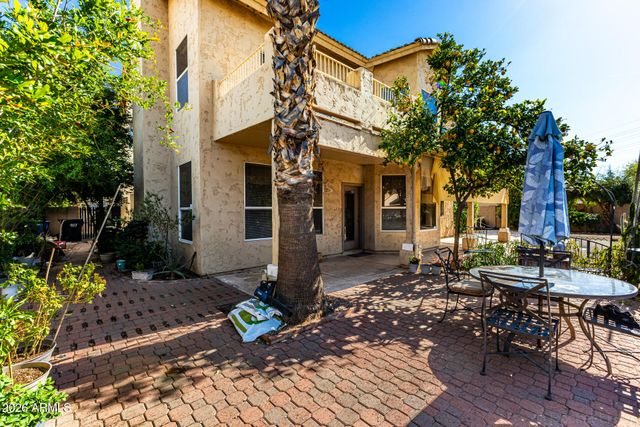 2042 E DIAS Drive, Gilbert, AZ 85234