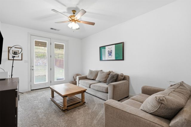 1304 Crown Valley Drive, Weatherford, TX 76087