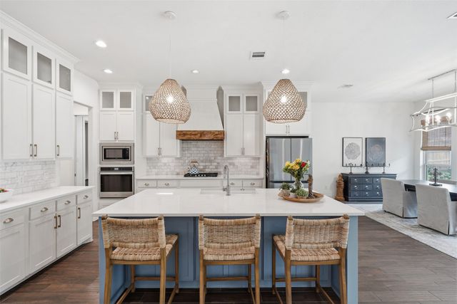 1304 Crown Valley Drive, Weatherford, TX 76087