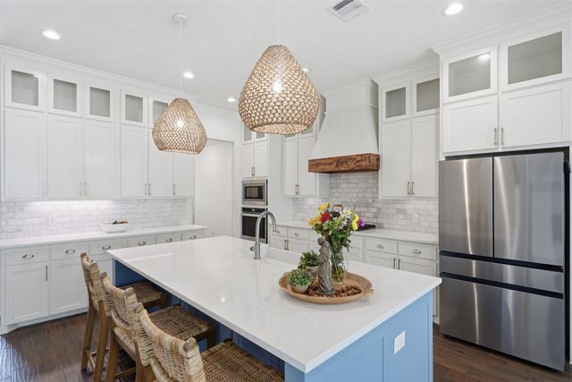 1304 Crown Valley Drive, Weatherford, TX 76087