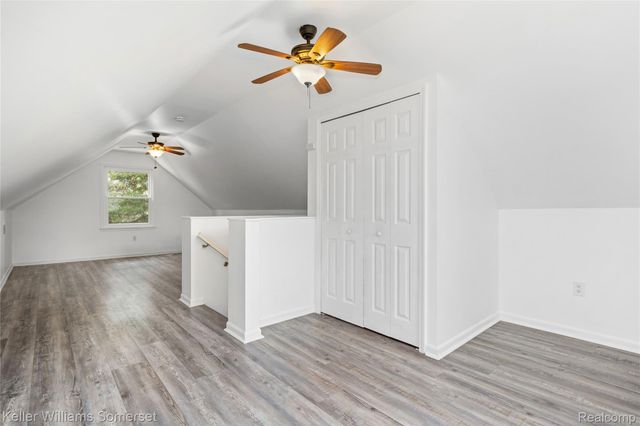 90 Tacoma Drive, Troy, MI 48084