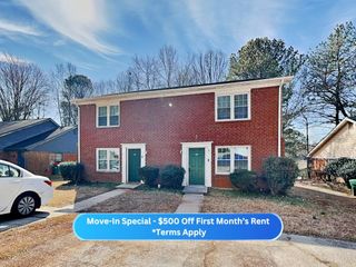 5280 Ridge Forest Drive, Stone Mountain, GA 30083