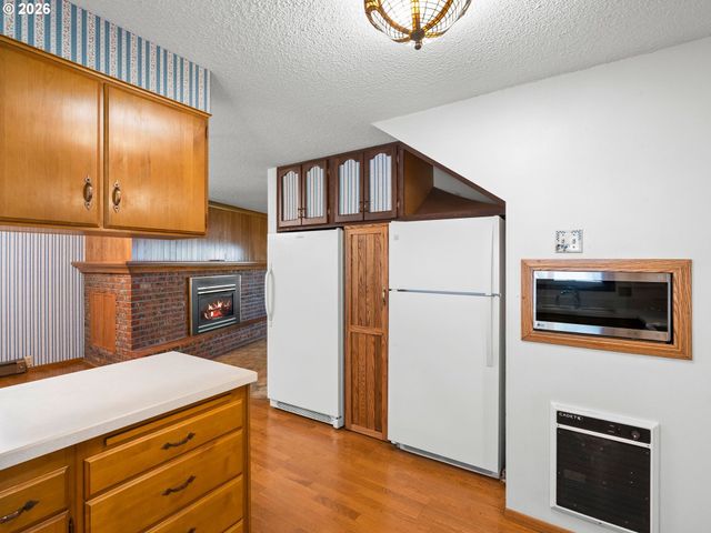 332 VINE St, Oregon City, OR 97045