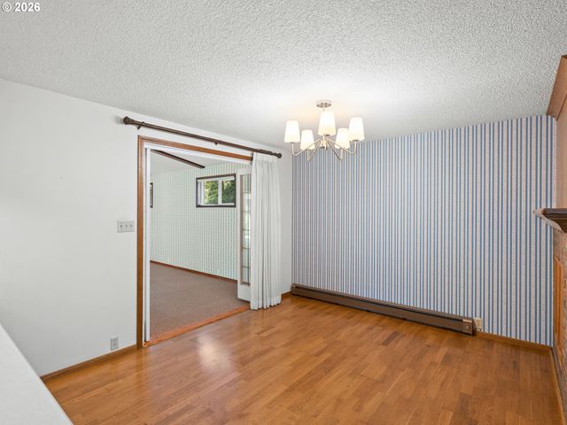 332 VINE St, Oregon City, OR 97045