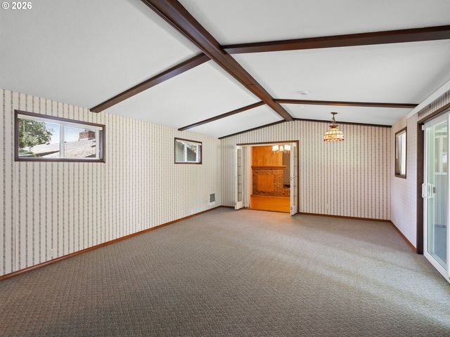 332 VINE St, Oregon City, OR 97045