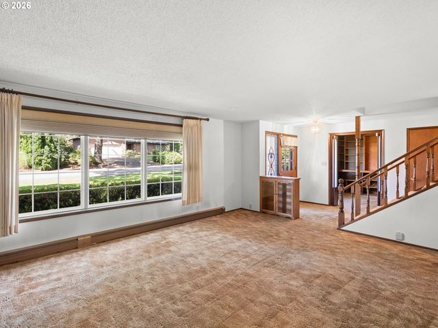 332 VINE St, Oregon City, OR 97045