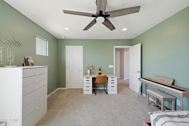 1405 W FLINTLOCK Drive, San Tan Valley, AZ 85144