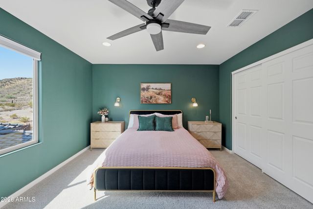 1405 W FLINTLOCK Drive, San Tan Valley, AZ 85144