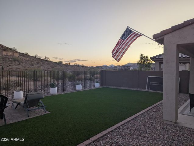 1405 W FLINTLOCK Drive, San Tan Valley, AZ 85144