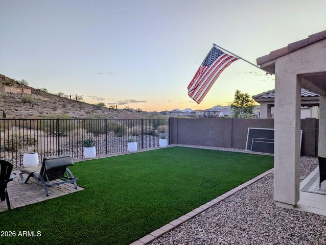 1405 W FLINTLOCK Drive, San Tan Valley, AZ 85144