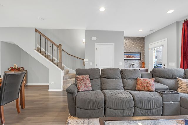 3117 N Karlov Avenue, Chicago, IL 60641