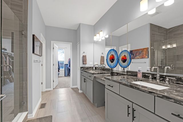 3117 N Karlov Avenue, Chicago, IL 60641