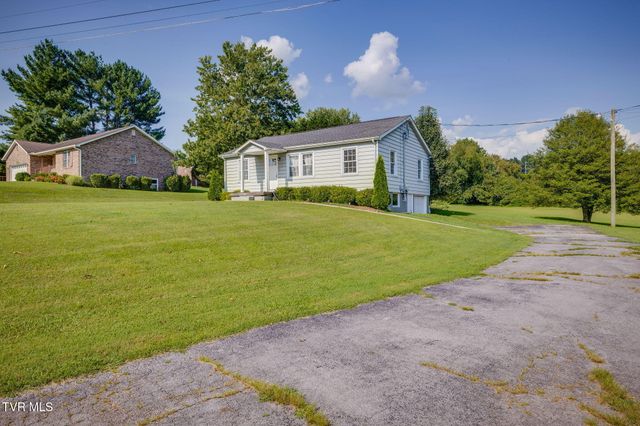 315 Paddle Creek Road, Bristol, TN 37620