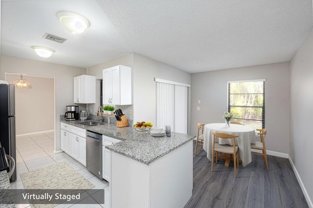 183 SW Airview Avenue, Port St Lucie, FL 34984