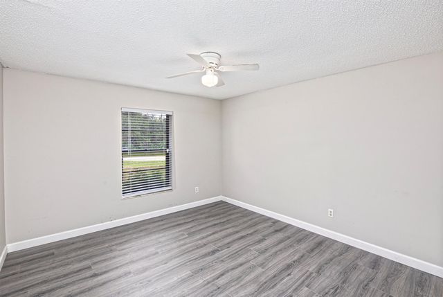 183 SW Airview Avenue, Port St Lucie, FL 34984