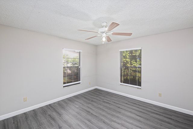 183 SW Airview Avenue, Port St Lucie, FL 34984