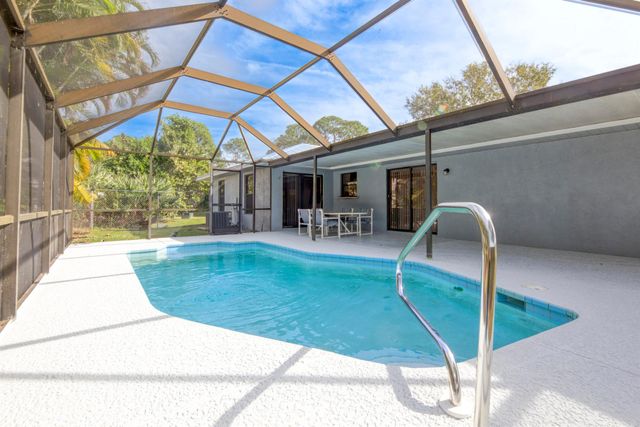 183 SW Airview Avenue, Port St Lucie, FL 34984