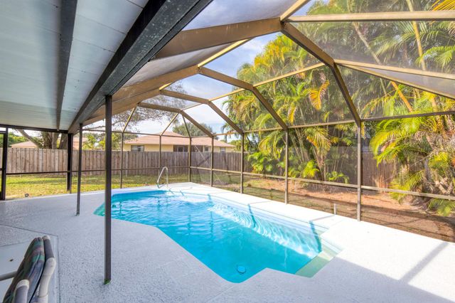 183 SW Airview Avenue, Port St Lucie, FL 34984