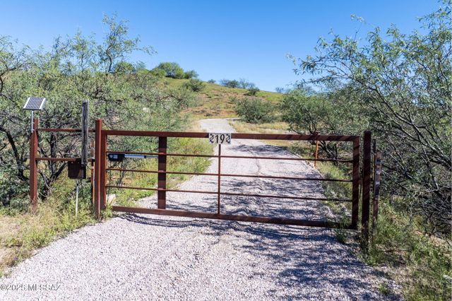 19 Escalones Court, Nogales, AZ 85621