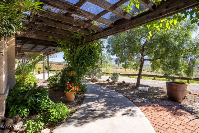 19 Escalones Court, Nogales, AZ 85621