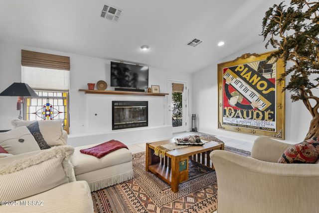 19 Escalones Court, Nogales, AZ 85621