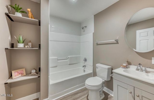 405 South North Street, Johnson City, TN 37604