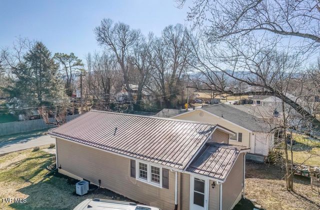 405 South North Street, Johnson City, TN 37604