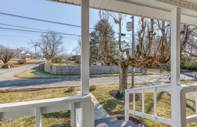 405 South North Street, Johnson City, TN 37604