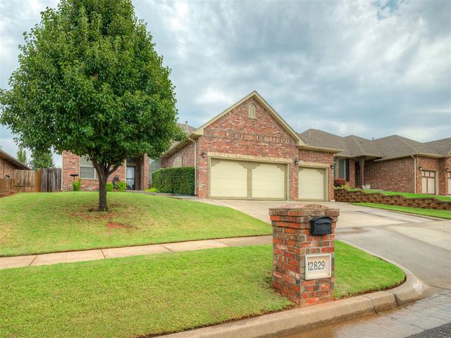 12829 NW 5th Street, Yukon, OK 73099