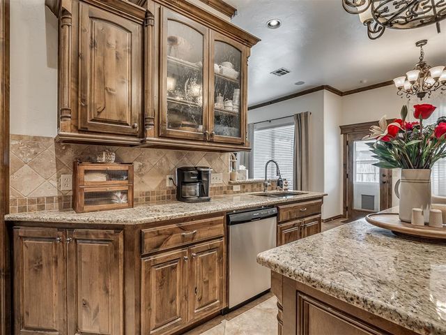 12829 NW 5th Street, Yukon, OK 73099