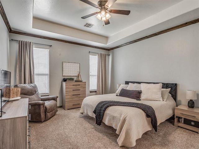 12829 NW 5th Street, Yukon, OK 73099