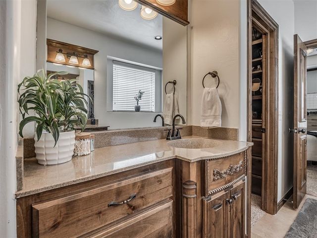 12829 NW 5th Street, Yukon, OK 73099