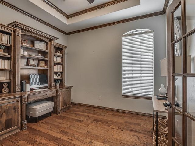 12829 NW 5th Street, Yukon, OK 73099