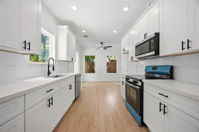 4562 Teton Street D, Houston, TX 77051